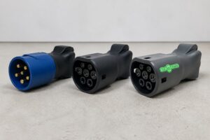 Read more about the article V2L adapter pris og kvalitet: Sammenligning 2026